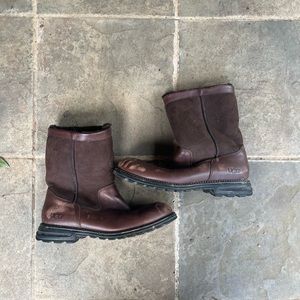 Brown Leather UGG Boots 5381